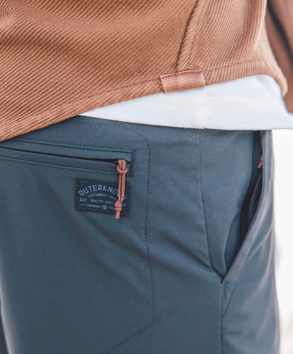 オールテレイン パンツ