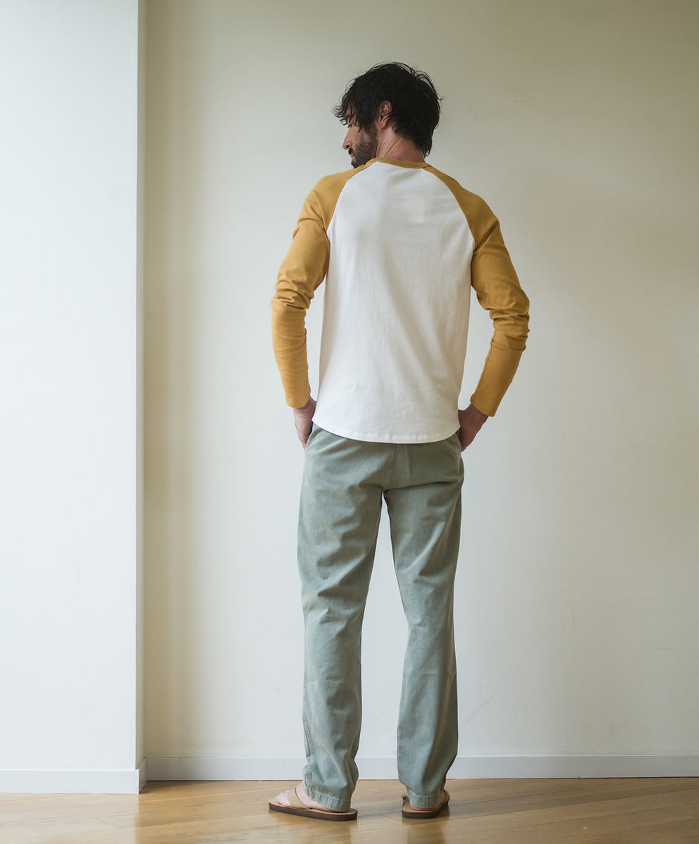 ノマド チノ パンツ