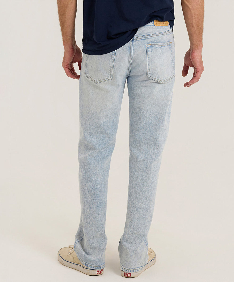 トラベラー ストレート ジーンズ