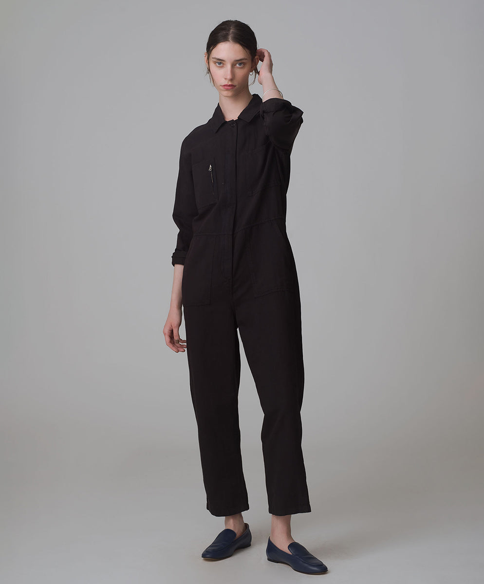 新品未使用　digne  jumpsuit ディニュ　ジャンプスーツ　ブラックdigne